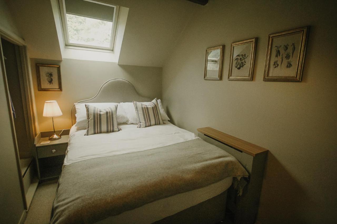 Vicarage Farm * Tideswell